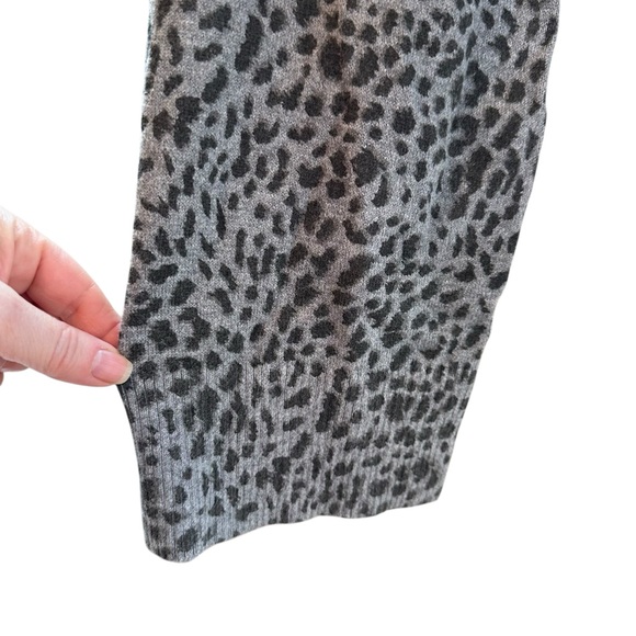 NWT Monrow Cashmere Blend Sporty Sweater Leopard Print Size XS - Picture 5 of 9